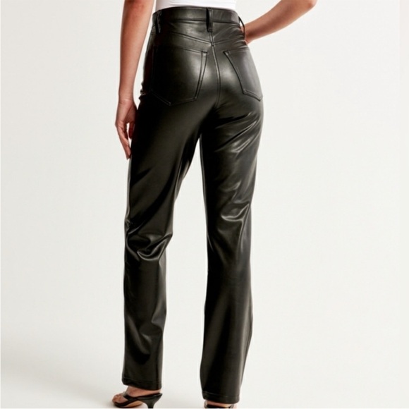 EUC Abercrombie & Fitch The 90s Straight Ultra High Rise Black Size 8 - Picture 3 of 10
